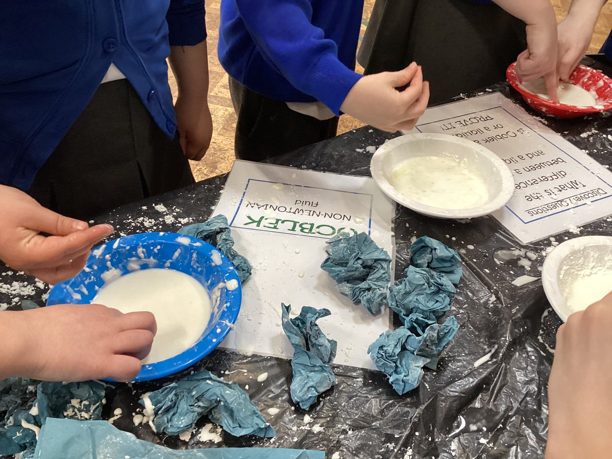 Year3STP's tweet photo. We had lots of fun at our Science fair yesterday discovering oobleck, learning about magnets and more! #ScienceatSTP https://t.co/KggIeOiHYL