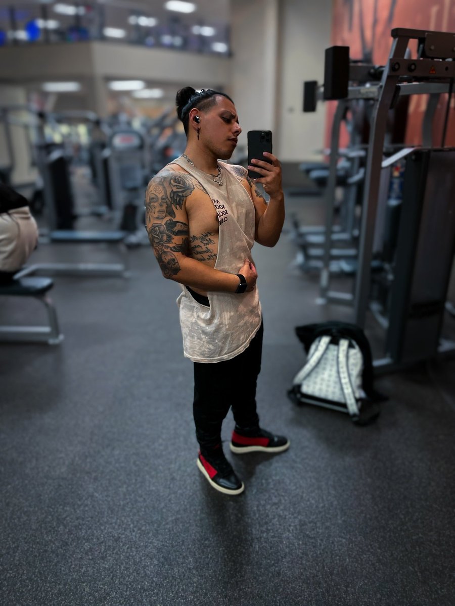 Summer coming up ❤️‍🔥⛓️