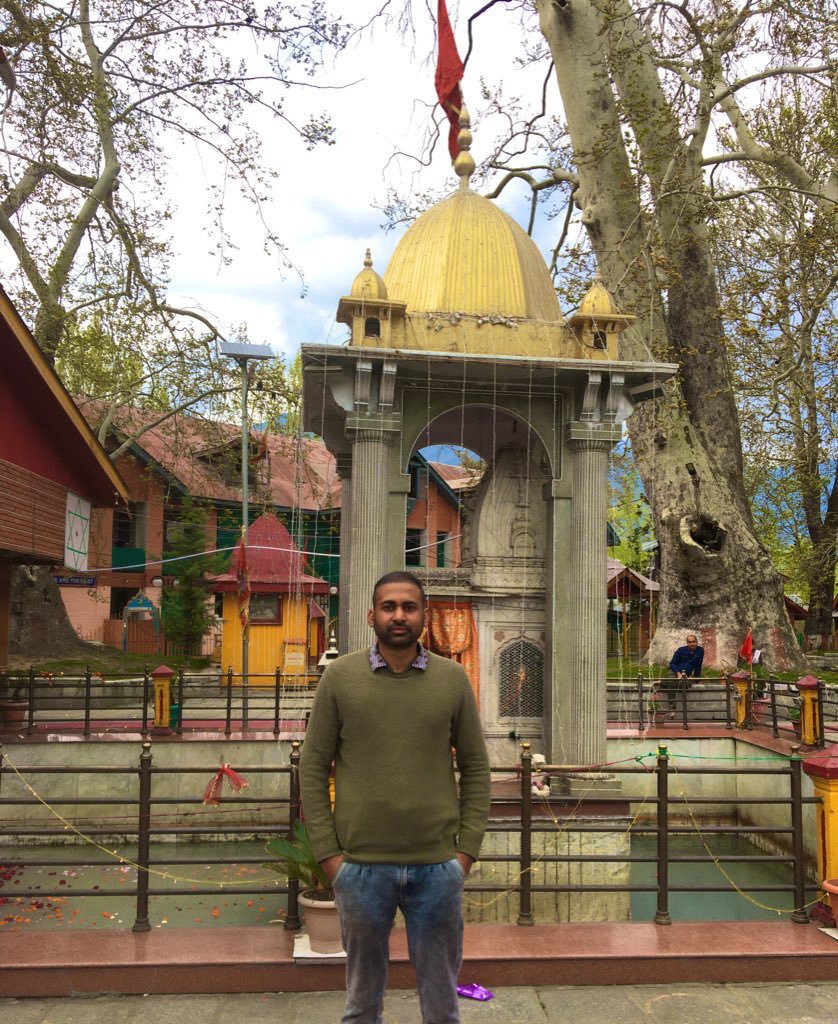 viru361's tweet photo. On the auspicious day Ram Navami some of the clicks from Kheer Bawani Temple Srinagar #RamaNavami https://t.co/XnKVtl9Zwi