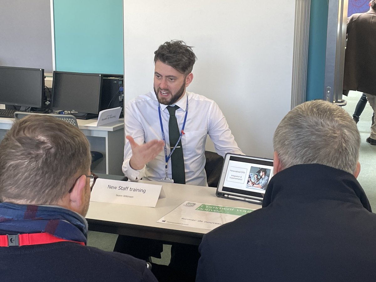 lgs_news's tweet photo. More discussions with our guests from Apple France - small group conversations with our staff ‘Jedi’ team about the impact on our teachers’ work. #LGSCreative https://t.co/tt65bJjf4R