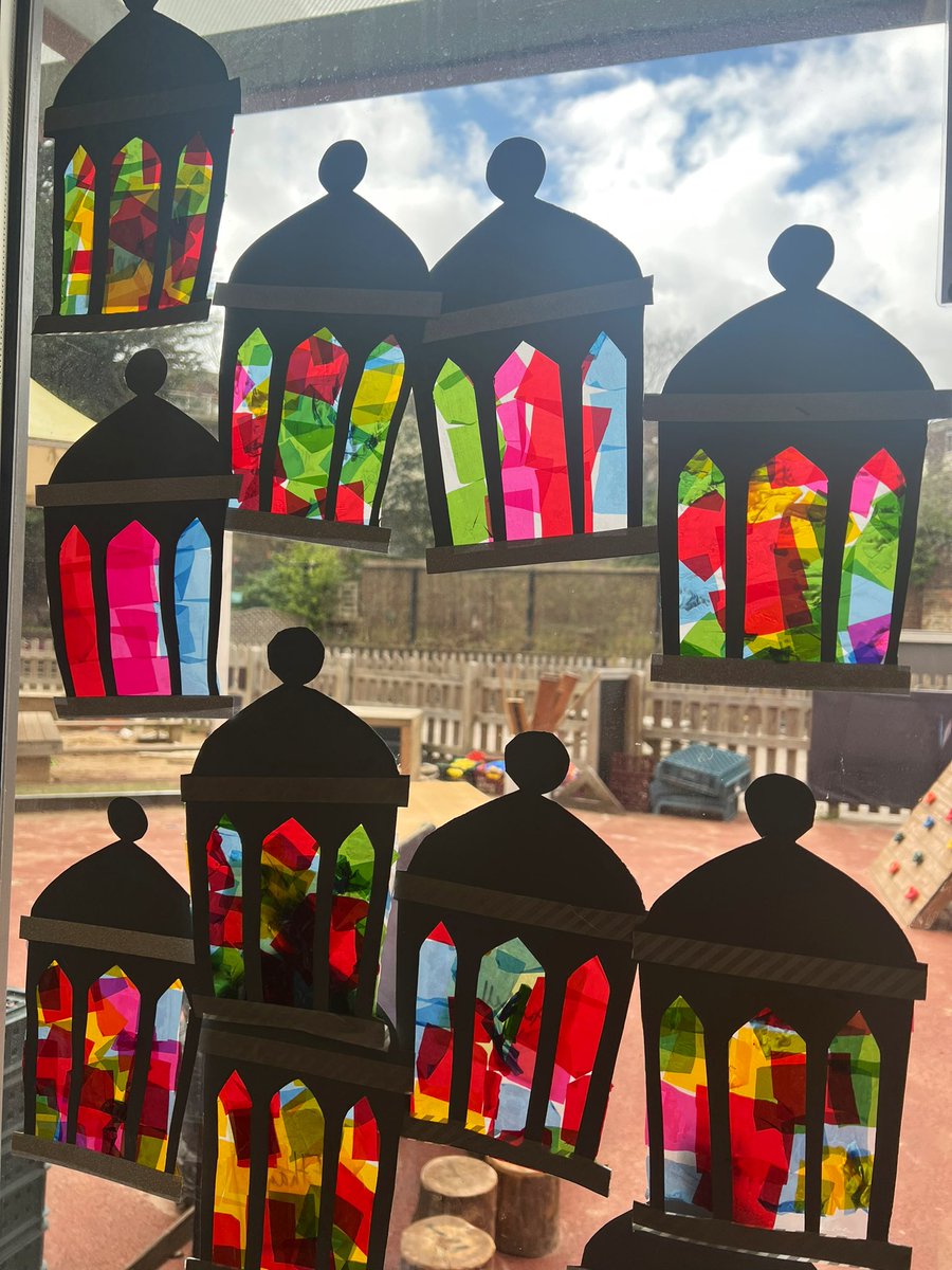 We have been learning about Ramadan. Today we made some lanterns to celebrate. Tonight at Woodhill we are welcoming our families and staff to our school iftar. Ramadan Mubarak! 🌙  <a href="/WoodhillSch/">Woodhill Primary School</a>