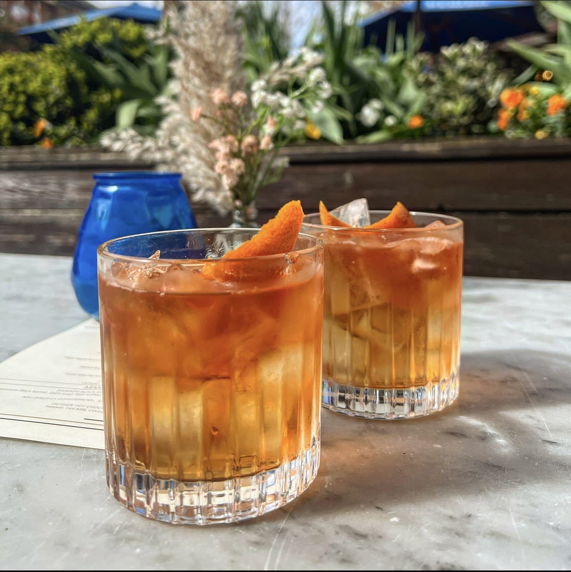 TulseHillHotel's tweet photo. *HAPPY HOURS*
2 for £12 cocktails?
From 4-8?
Why not!
.
Pop in and enjoy delicious cocktails from our Spring Menu! Perfect to enjoy a sun in our beer garden 🪴
.
.
#2for12 #cocktails #tulsehillhotel #tulsehill #hernehill #brockwellpark #norwood #yourlocal #gastropub #se24 https://t.co/6oRqz1FaKM