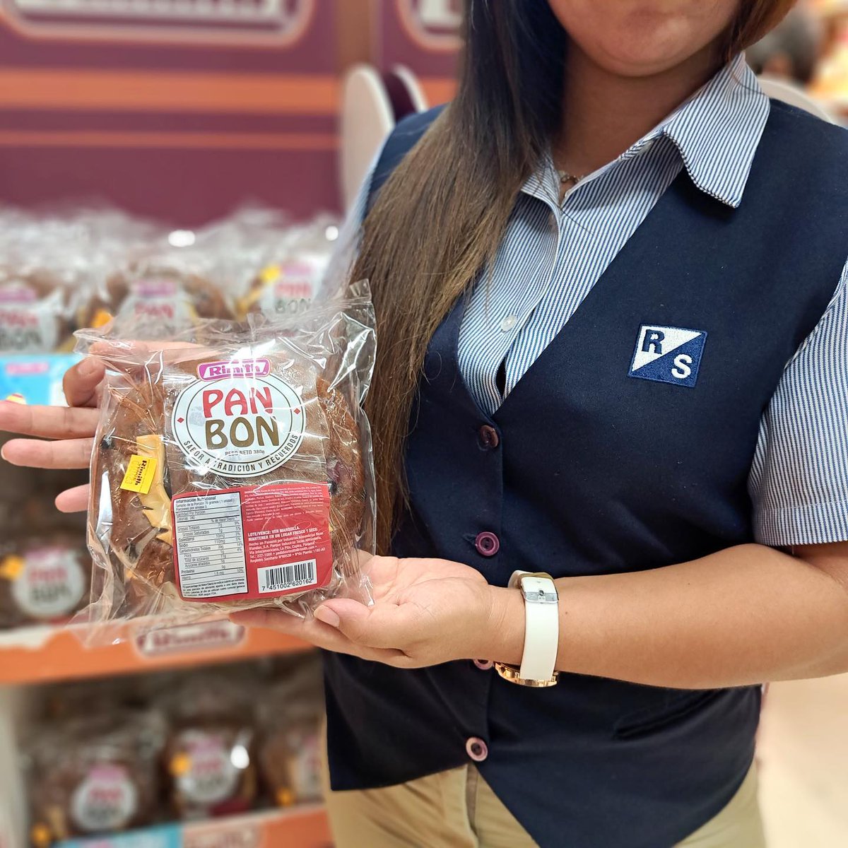 ProductosRimith's tweet photo. Señoras y señores…. Adivinen quién llegó? 😃 El delicioso #PanBon de @productosrimith Ya está disponible.

Adquiere el tuyo antes que se agoten en cualquiera de tus 14 #supermercadosribasmith o entrando a https://t.co/ayhhV47C7p
#CalidadRimith https://t.co/lPEPn1VpZ0