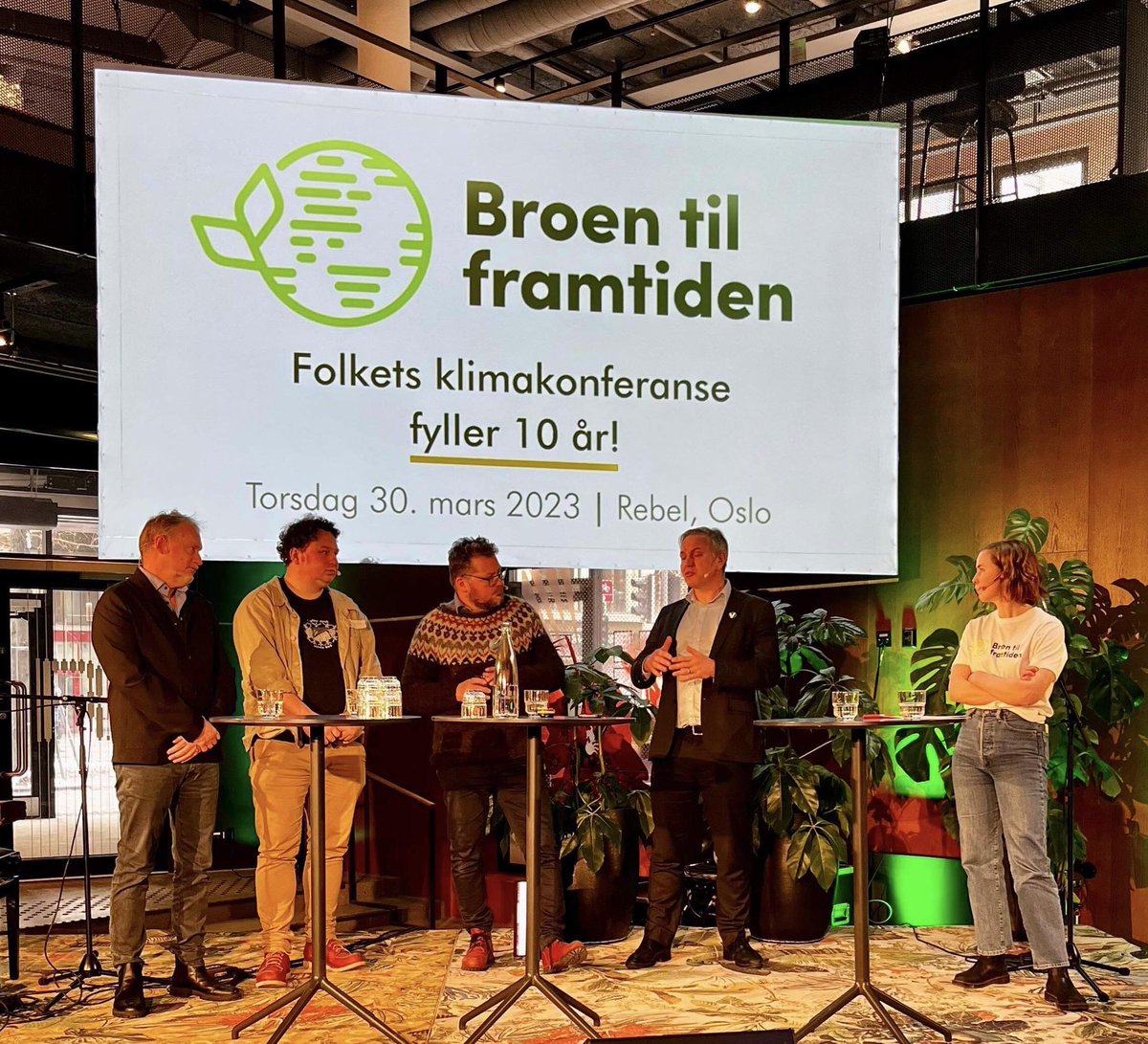 Framtiden i våre hender tweet media