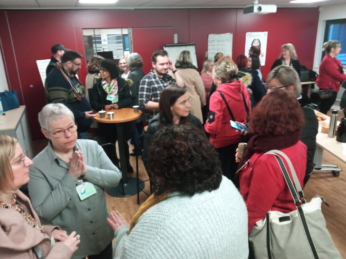 Créer des passerelles entre insertion par l activité économique et entreprises

Acte1️⃣ ce matin autour d'un ☕
Apprendre à se connaître ▶️Chefs d Ets et Siae

Rdv le 12 avril pour Acte2️⃣▶️job dating pour les salariés sortant d IAE

@FredericDanel <a href="/ThierryDanhiez/">Thierry DANHIEZ</a> 
@poleemploi_HDF