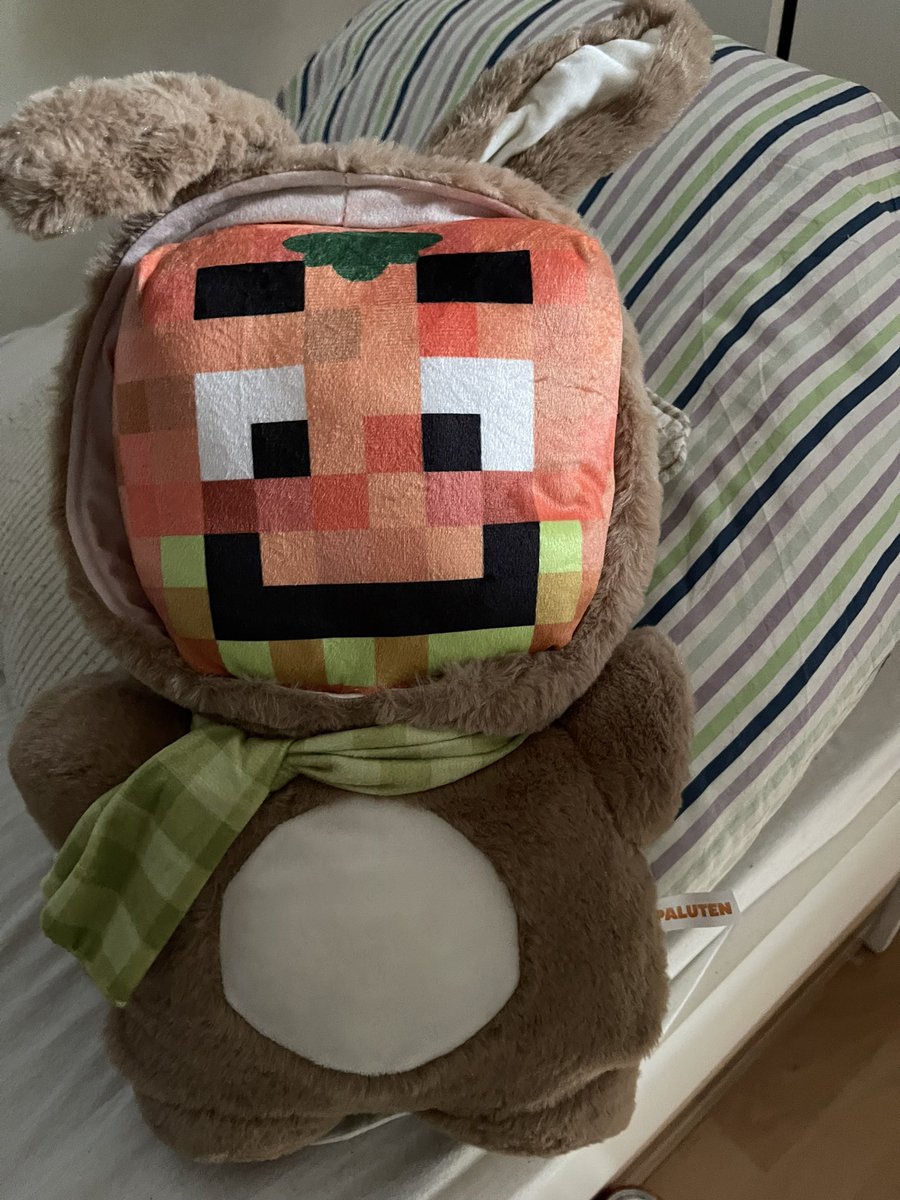 eyefini99's tweet photo. Der süße kleine Fratz ist heute angekommen😍
#Paluten
#Minipaluten https://t.co/mUiGkGGMSL