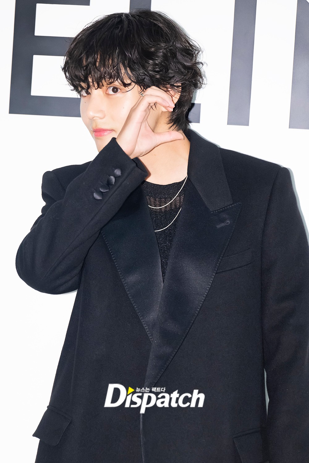 BTS V UNION on X: “CELINE GLOBAL AMBASSADOR TAEHYUNG perfectly pulled off  pieces from the Celine Homme Summer 2023 collection & showed off his  charm of going between a man full of