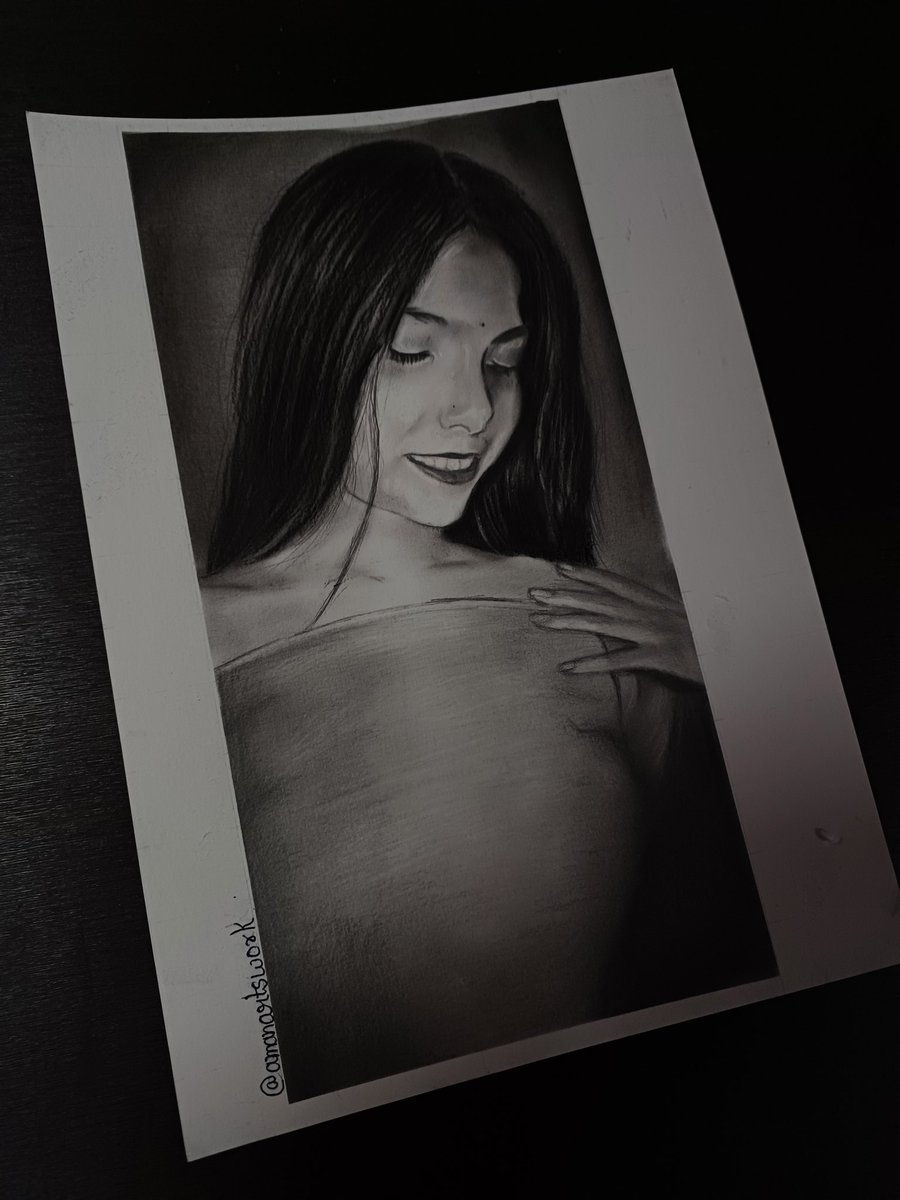 Amanartswork's tweet photo. Paid work 🥰
DM for paid work 🥰
Like and share ❤️
Follow for more 😊
.
.
#drawing #art #sketch #girlface #drawingface #sketchart https://t.co/MekpzvuZBw