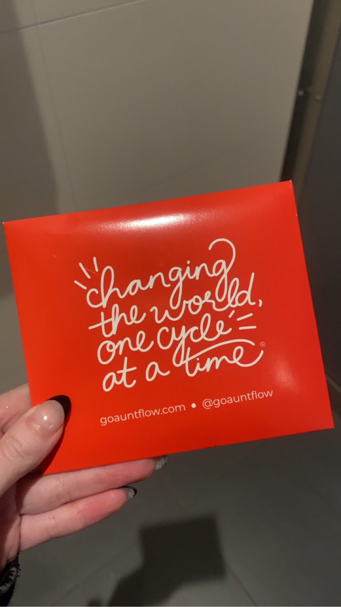 DCFionaCampbell's tweet photo. Wonderful to see @ontariotech_u providing free organic period products! @GoAuntFlow ✨ #periodproject https://t.co/rbxH9vpOm1