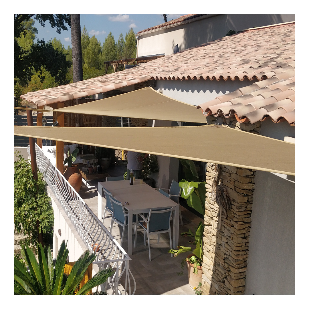 VOmbrage's tweet photo. Pourquoi utiliser plusieurs #voilesdombrage sur une #terrasse de #maison ❓

👉Elles permettent de créer un coin d'ombre

👉de profiter d'une vue dégagée

👉de ne pas la retirer après chaque utilisation

👉c'est très #esthétique et moderne

👉elles s'adaptent aux #configurations https://t.co/IgZXj0q2iO
