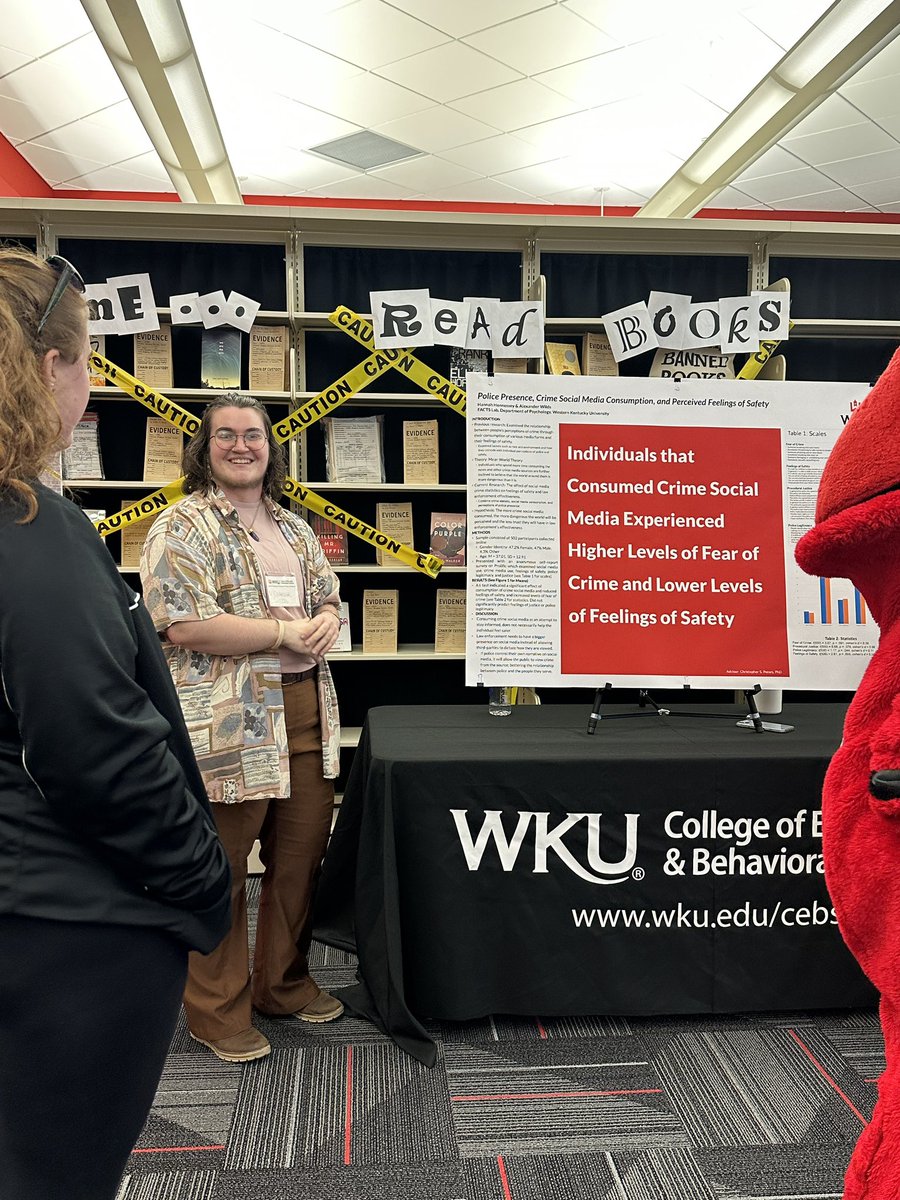 WKUCEBS's tweet image. Thank you to all our presenters and visitors at the CEBS Poster Session! We’re looking forward to seeing these students and more on Saturday at the Student Scholar Showcase! #WKU #appliedresearch