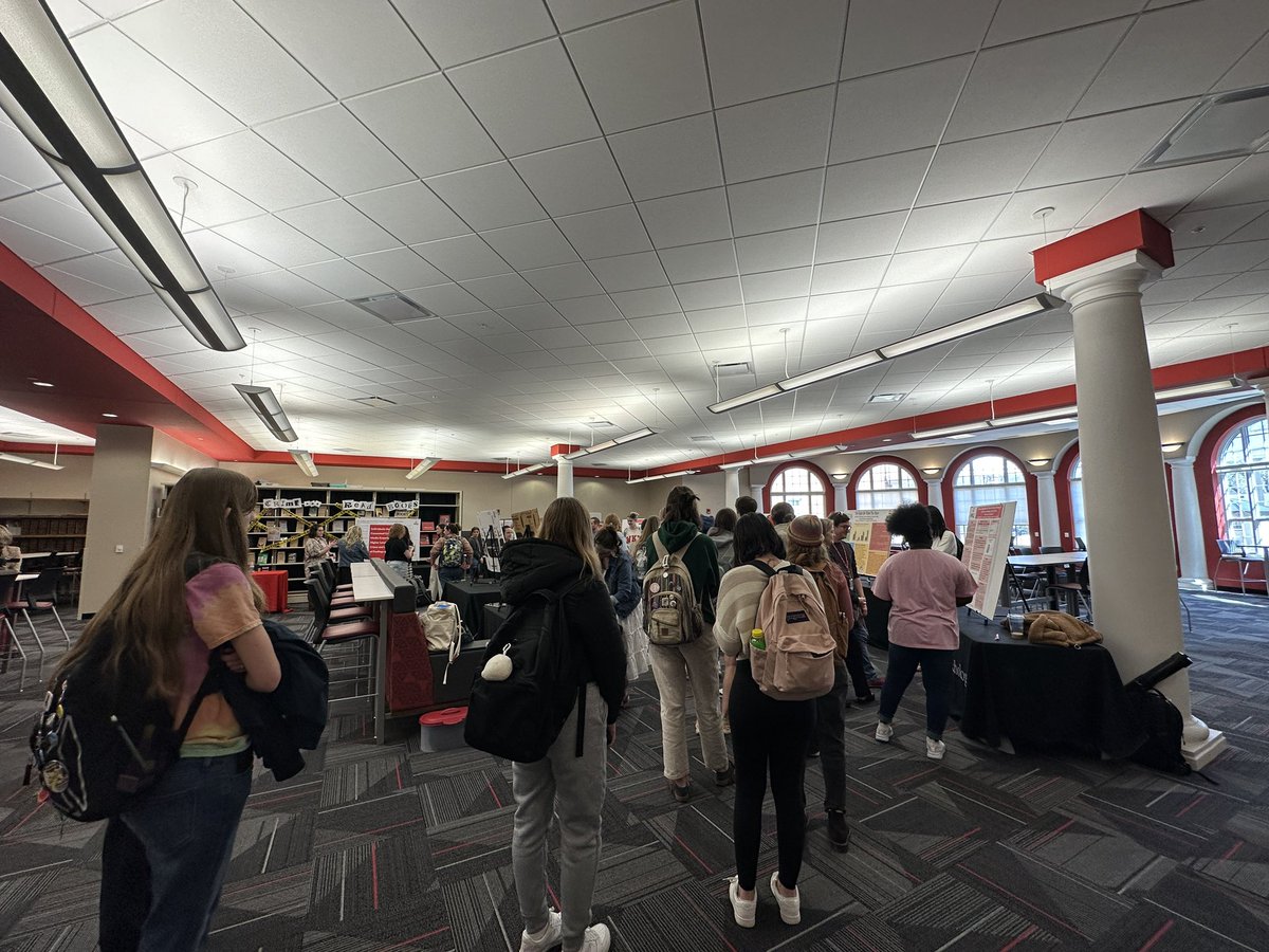 WKUCEBS's tweet image. Thank you to all our presenters and visitors at the CEBS Poster Session! We’re looking forward to seeing these students and more on Saturday at the Student Scholar Showcase! #WKU #appliedresearch