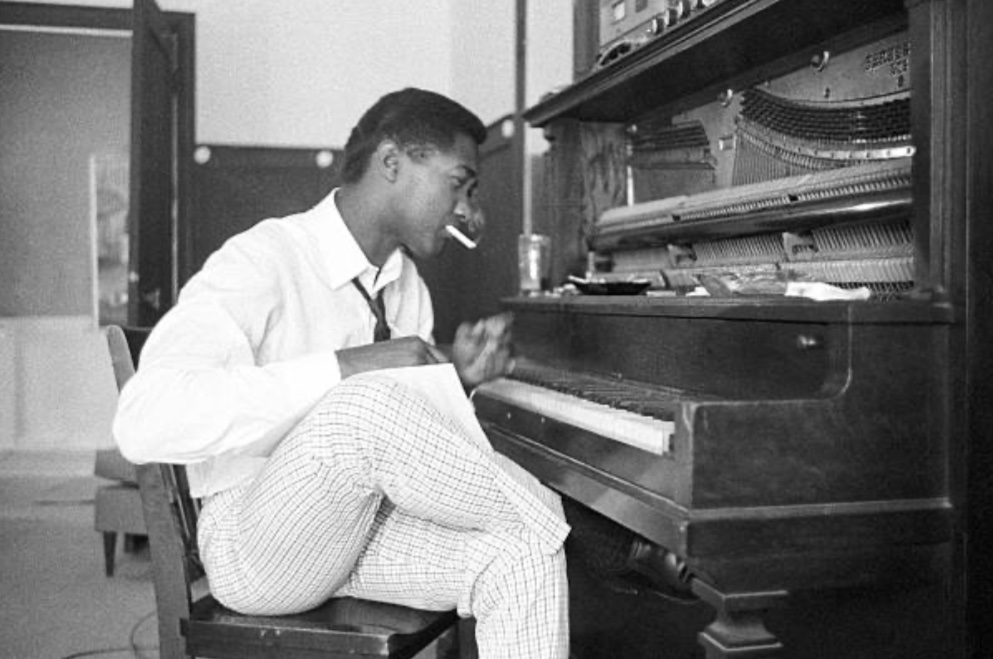 OfficialSCooke's tweet photo. Did you know? In March of 1987, Sam Cooke was officially inducted into the Songwriters Hall of Fame. What’s your favorite of Sam Cooke hit?
📸 - Jess Rand https://t.co/AovCa5bZBM