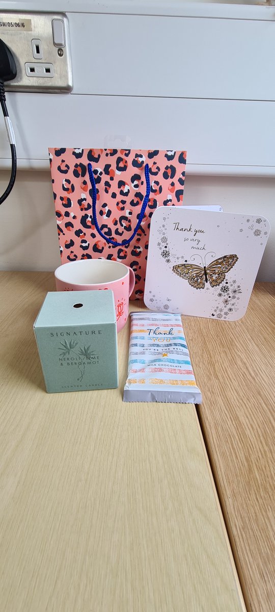 My FYP student travelled all the way back to campus this afternoon to bring me a gift. To say I'm touched is an understatement. I love my job! 🥰