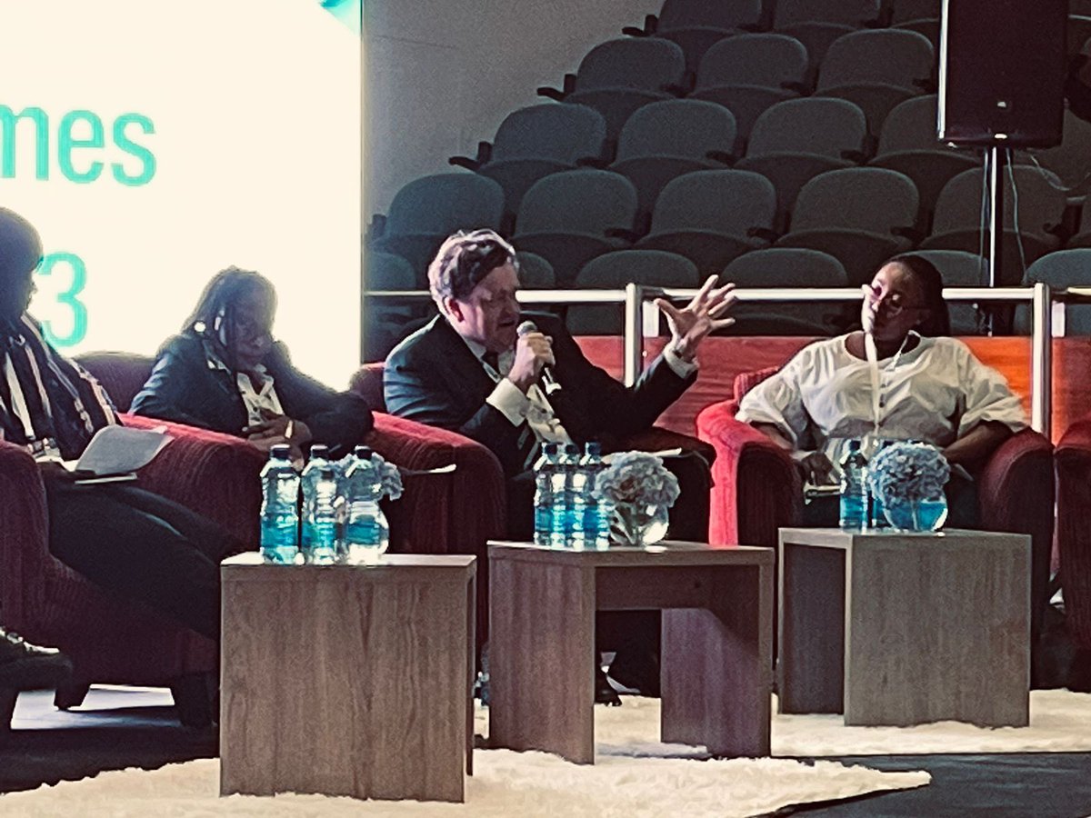 SwedeninSA's tweet photo. We have kicked off our discussions connecting science &amp; society talking about access to science and the shared ownership of issues like climate change &amp; social justice issues.
Intersectional cooperation is the way we will be able to achieve the SDGs #pioneerthepossible https://t.co/aThrK6u84f