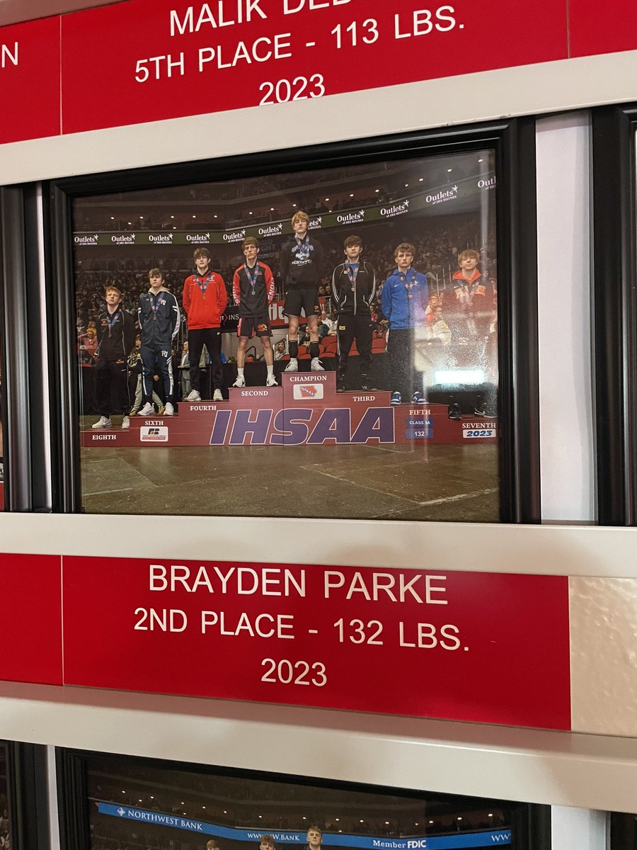 Linnmarwrestlin's tweet photo. 2x state placewinner Brayden Parke. Good luck at the Coast Guard next year. https://t.co/IH4K9x60fh
