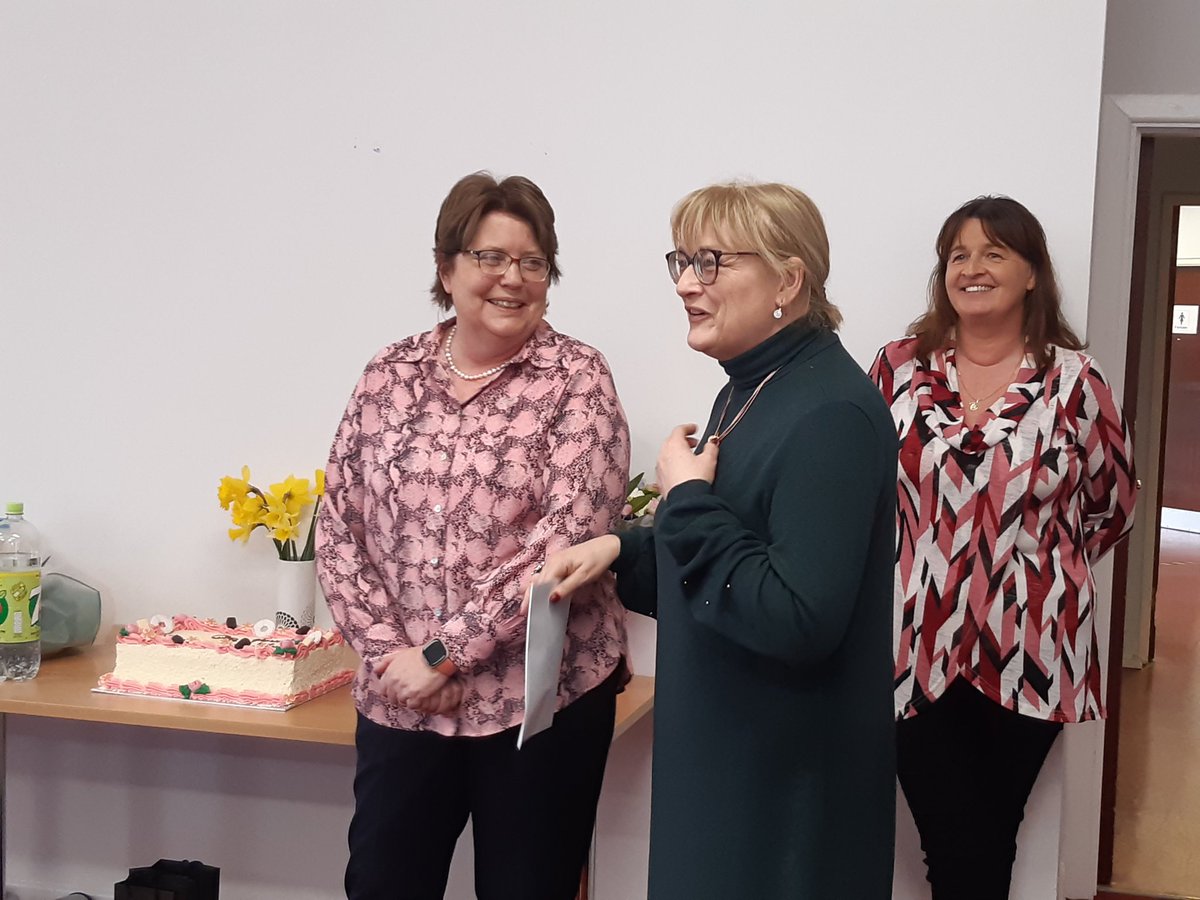 CNMEMayoRos's tweet photo. Wonderful Julia is leaving us @CNMEMayoRos @GrainneGlacken @MaireadL2 @avey1981 https://t.co/sv2cgHsAyN