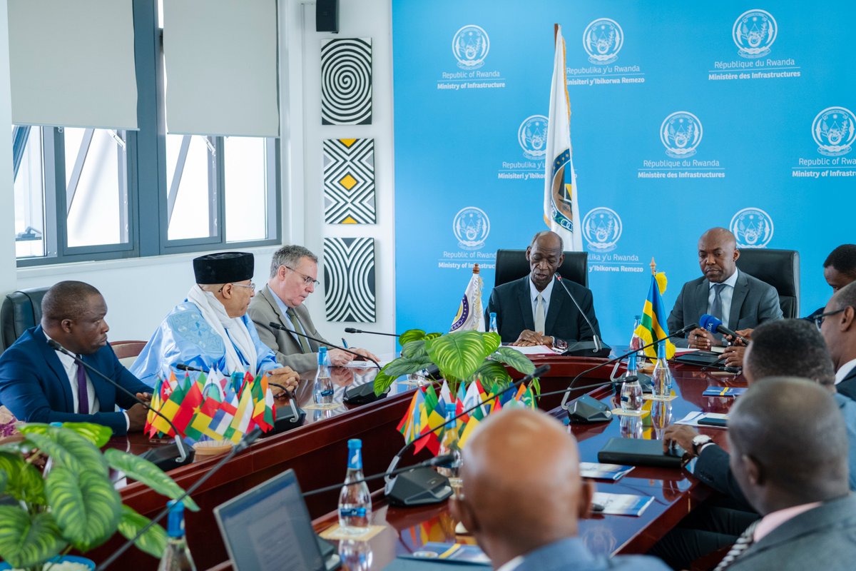 RwandaAirports's tweet photo. How Rwanda gains from joining the African agency for air navigation safety @AsecnaOfficiel  

Read below a story by @NewTimesRwanda ⤵️

 ✍️https://t.co/lElzvhUvXZ https://t.co/4bmA7wBMMY