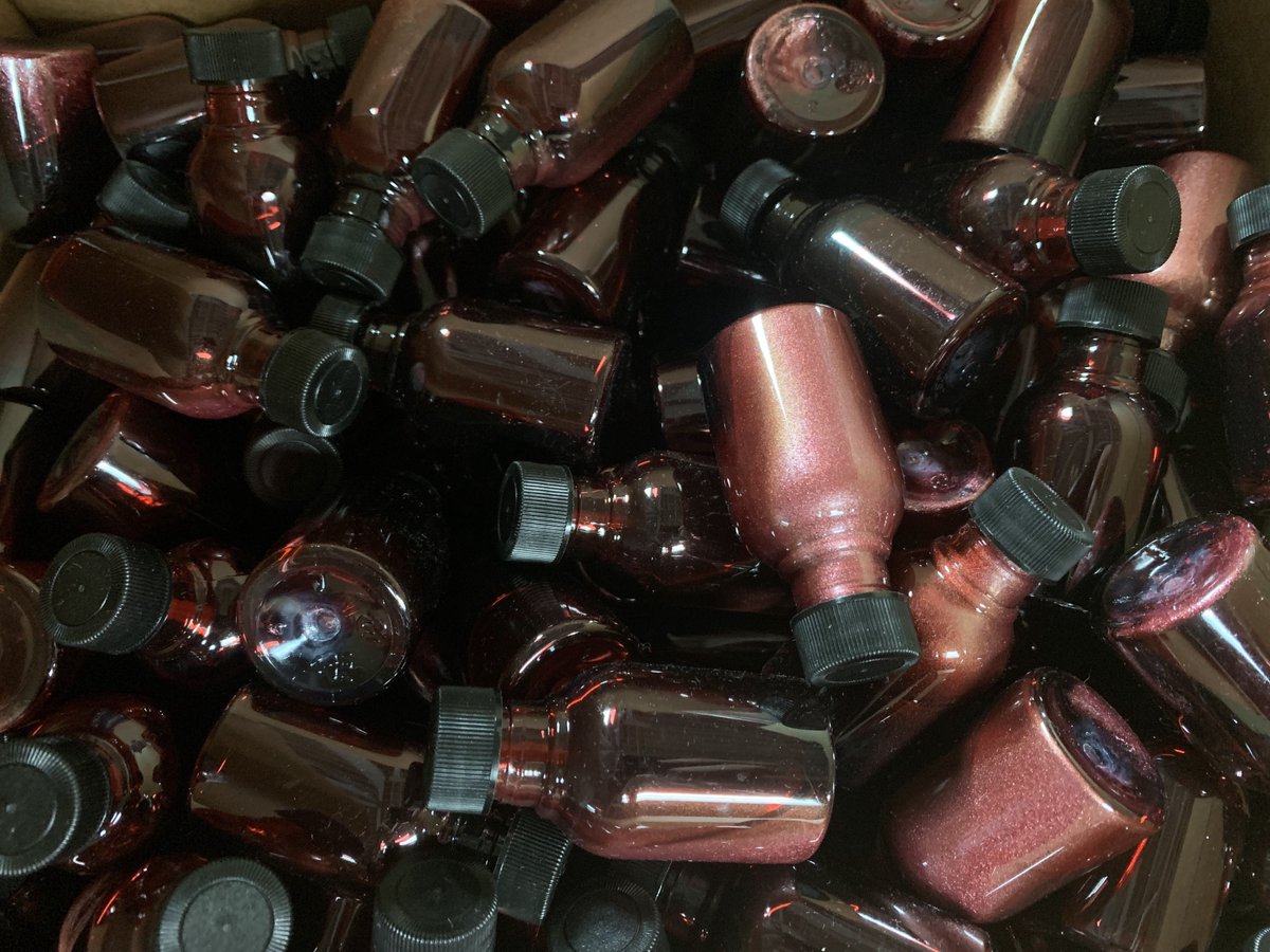 Can you use #touchup paint for metallics? Of course you can! We can custom match any color from any part or piece, metallic coatings included! 

Learn more about our custom matching services: hubs.ly/Q01JC2xn0 #paint #customcolor #