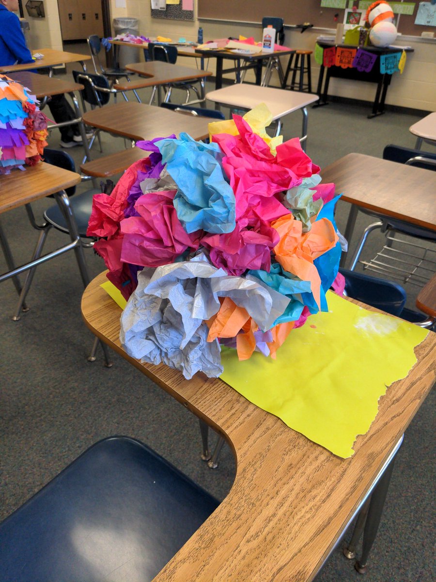 maestralyb's tweet photo. DC week means piñatas back in the class room https://t.co/B2LDvGKPd4