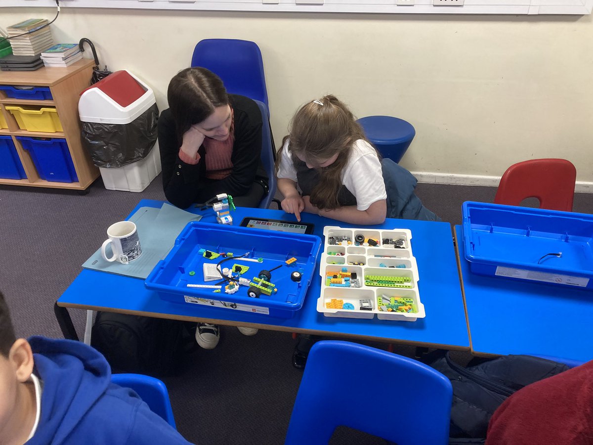 Victoria Primary School tweet media