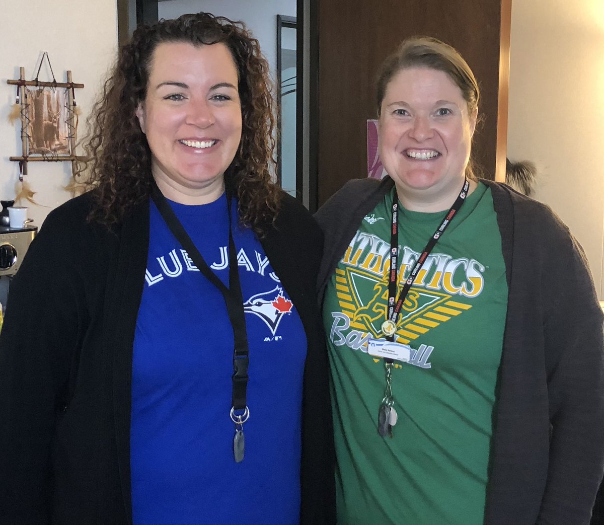 It’s #OpeningDay ! <a href="/Athletics/">Athletics</a> <a href="/BlueJays/">Toronto Blue Jays</a> ❤️💙💛💚