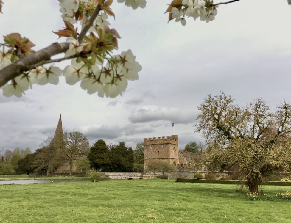 We open for the season this Sunday 2nd April .
The Stables Tearoom and the Gardens will be open from 11.30am - 5pm. 
Book online for tours of the house. 
broughtoncastle.com