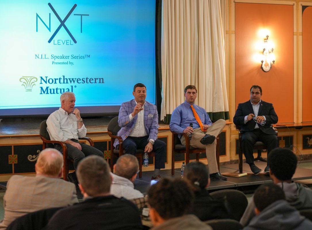 MonmouthHawks's tweet photo. Great night hosting the NIL Speaker Series!

Our student-athletes got top tier info from professionals in many different areas involving NIL and much more. 

Thanks to @NM_Financial, @NXTLevelH and @Keith_McPherson for the successful event! https://t.co/H08Yb2X6Zz