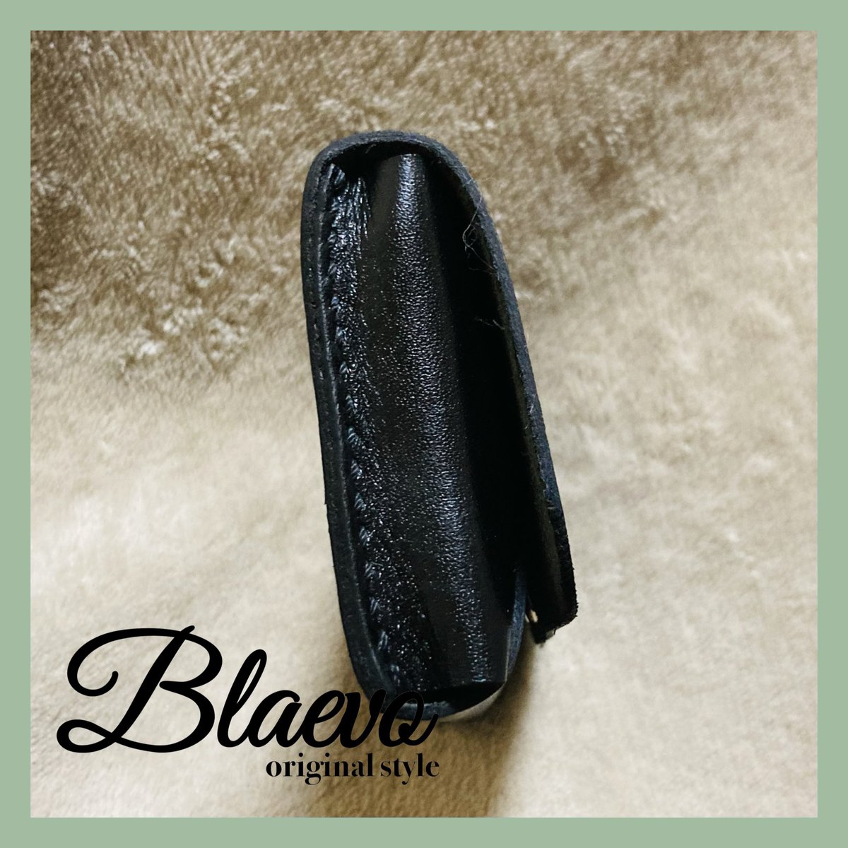 craft_Blaevo's tweet photo. 久しぶりのレザークラフト！

名刺入れ

ちょっとキツキツになったから
型紙直さないとだめだな！

#レザークラフト
#名刺入れ #カードケース
#Blaevo https://t.co/T9Cr9baOEB