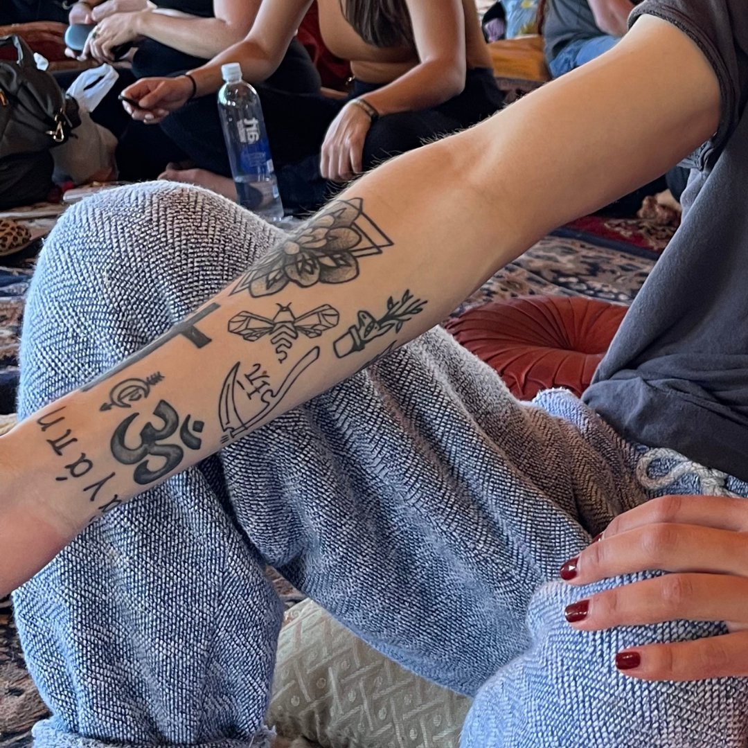 BEQOMING tweet media