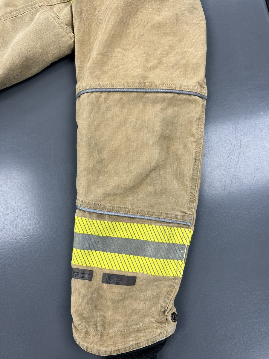 Bunker gear and paint do not mix. ETD can help with that!

Our state-of-the-art CO2 cleaning process has the ability to break down and remove the paint contamination, returning the gear back in service.

Swipe for before and after pics!

#paint #bunkergear #firefightersafety