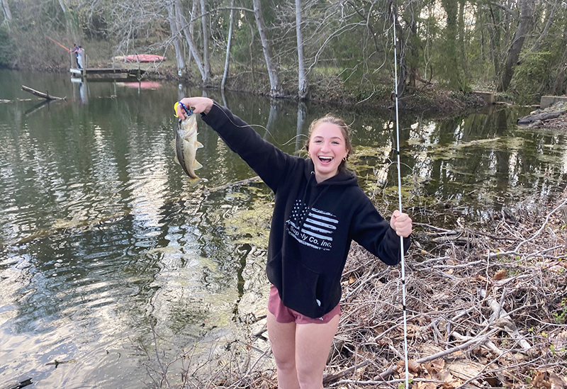 CCSrightnow's tweet image. 🎣What did you do after school yesterday? 
Our River &amp;amp; Outdoor group caught some beautiful large-mouth bass! #SetYourCourse  #SecondCentury