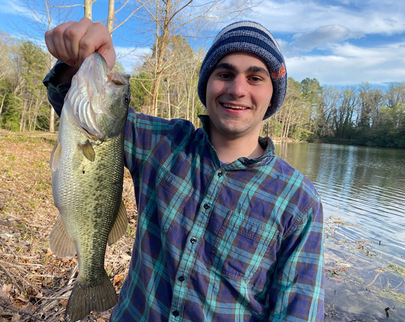 CCSrightnow's tweet image. 🎣What did you do after school yesterday? 
Our River &amp;amp; Outdoor group caught some beautiful large-mouth bass! #SetYourCourse  #SecondCentury