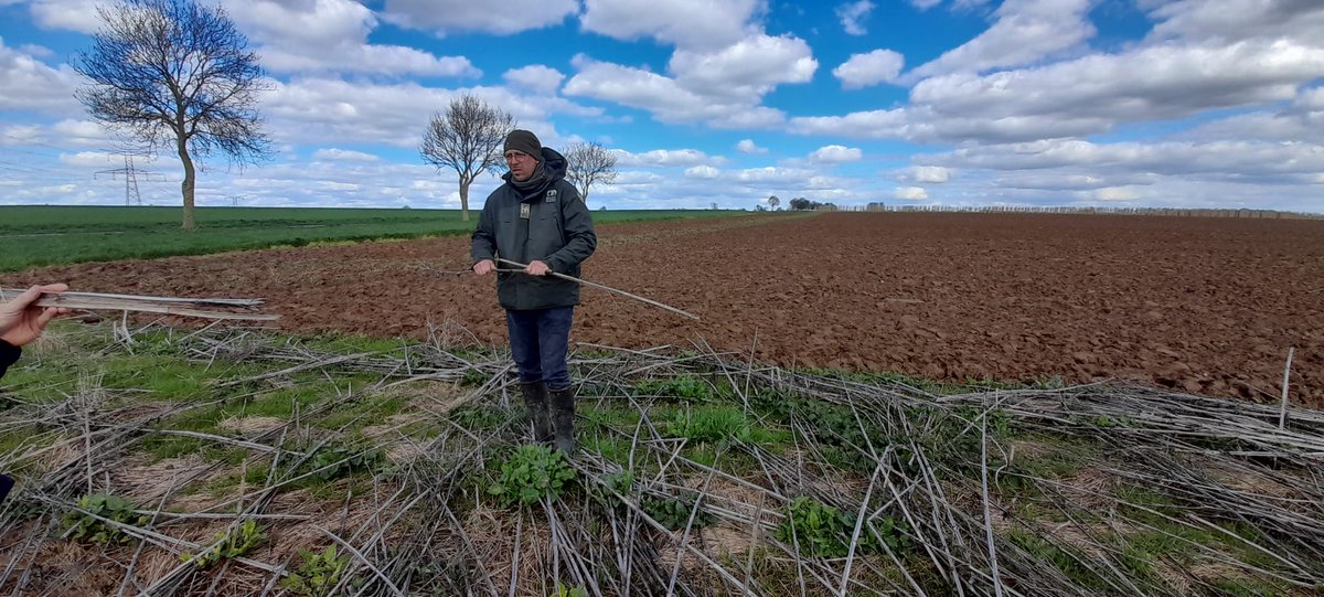 FRChasseursHDF's tweet photo. Journée technique avec la  Fédération des Chasseurs du Pas de Calais ,accompagnée par la Fédération Régionale des Chasseurs des Hauts de France, qui recevait la CA2BM sur le thème de l'aménagement du territoire, la lutte contre l'érosion des sols et la transition énergétique. https://t.co/FYMUVCEcMe