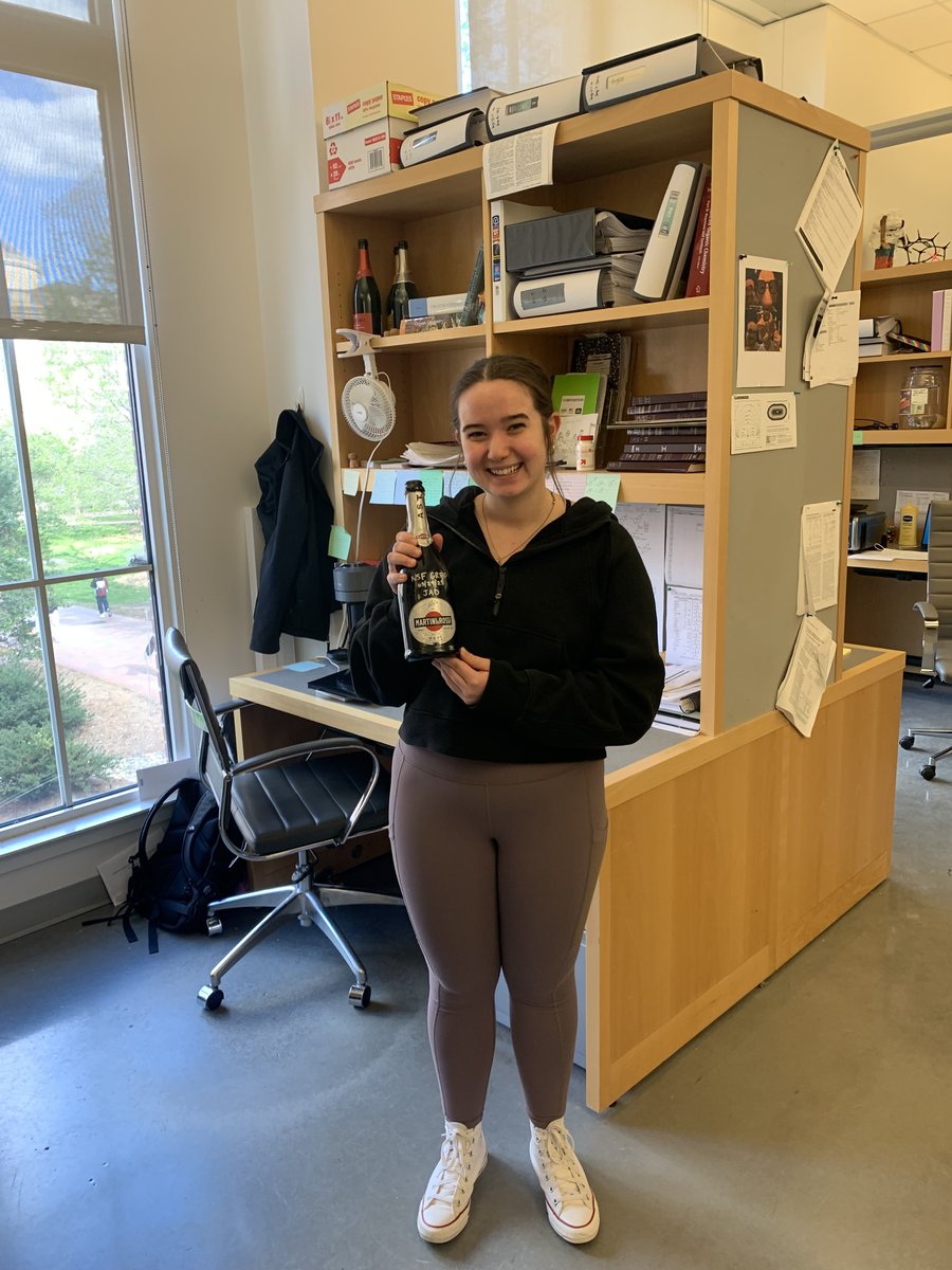 Congratulations to our second-year Justine Drappeau on being awarded the NSF GRFP 🎉