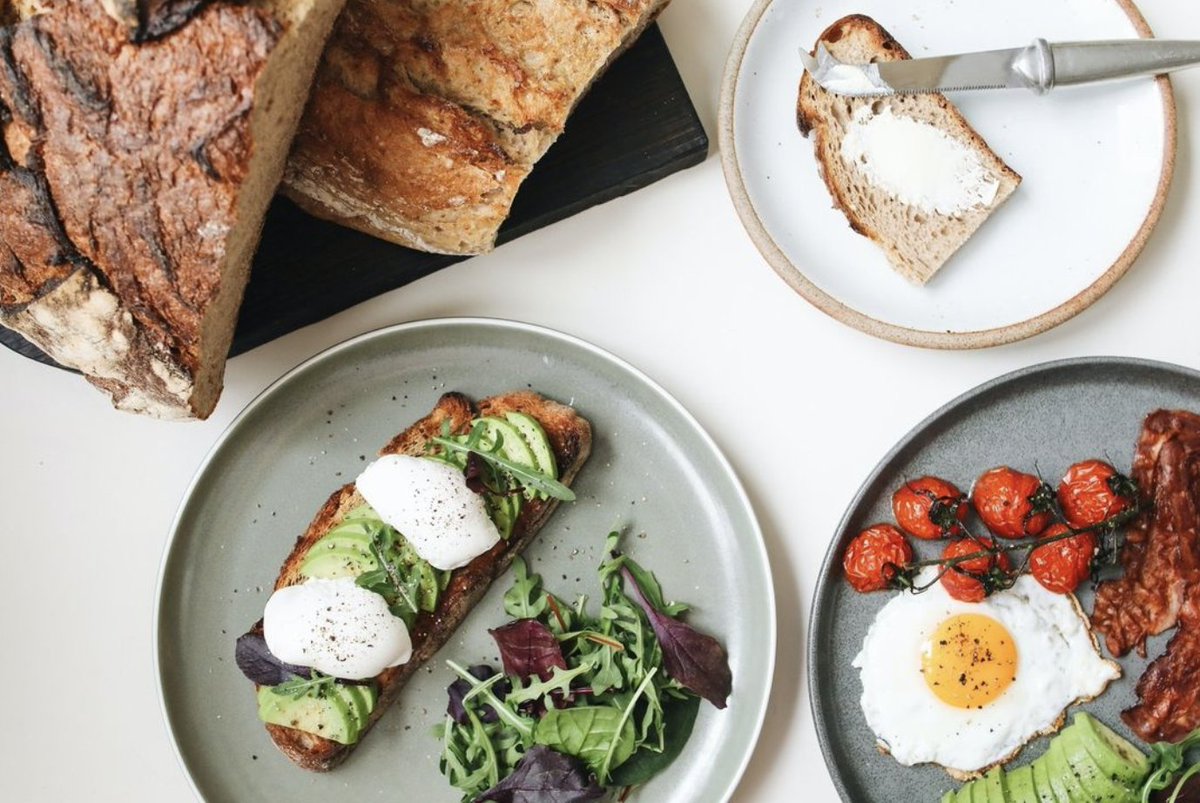 FitzpatrickNYC's tweet photo. Breakfast, NYC-style 🍳 Have you had a chance to check out our delicious range of breakfast as part of Room Service?⁠
⁠
#stayfitz #stayfitzpatrick #stayfitznyc #fitzpatrickhotels #fitzpatrickhotelsnyc #nyc #newyorkcity #hotelsinnyc ⁠
#newyork #breakfastnyc https://t.co/8v6Q97JOOn