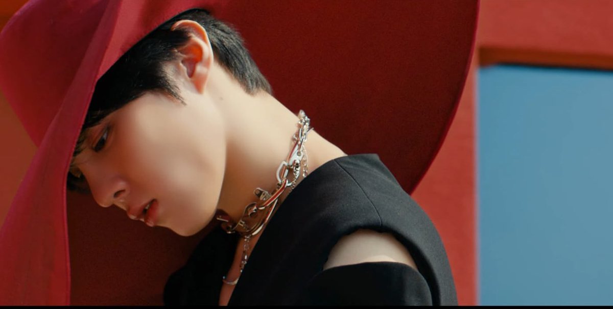 npomvtt's tweet photo. Vai entregar tudo! Kim Wooseok libera o mv teaser #1 da faixa ‘Down’, que faz parte do seu 4° mini álbum "Blank Page", o lançamento ocorre no dia 3 de abril.

Confira: https://t.co/qjxEbpBY0g https://t.co/LlV40chyHz