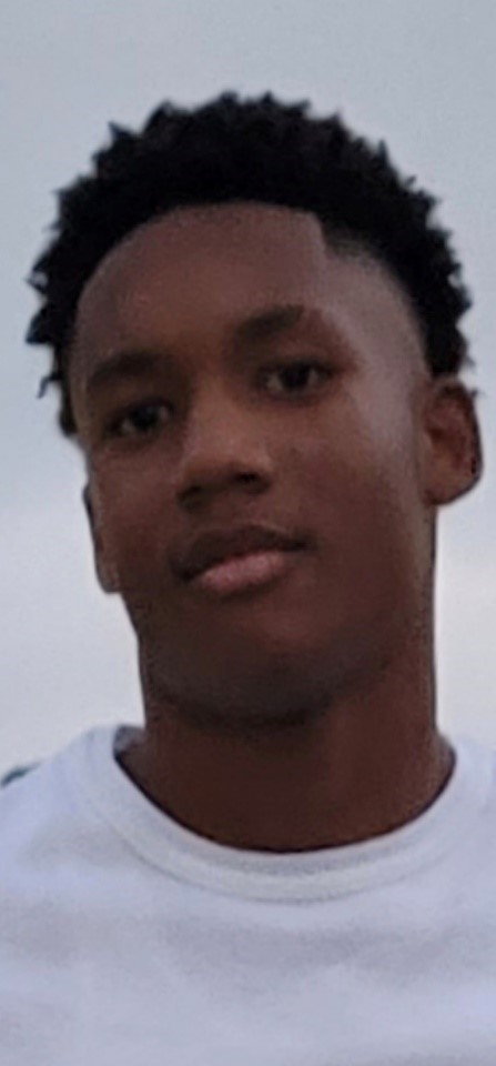 BaltCoPolice's tweet photo. #CriticalMissing: 15-year-old Deonte Hasan Butler (6'2'', 145 lbs.). Last seen 2:30 p.m. March 28 in the #Owings Mills area. Unknown clothing description. Anyone with information, please call 911 or 410-307-2020. #HelpLocate https://t.co/GglTOwA9Ct