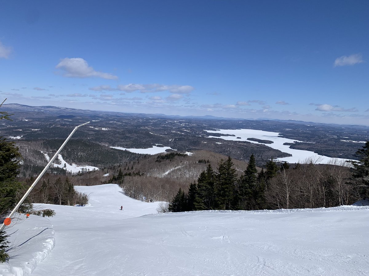 Surprises @MtSunapeeResort today: a shot of winter in spring, wind blown powdery pockets everywhere & 90% trails open with only a few Thursday warriors enjoying them. Also love the west side summit view of 6 @ski_vermont areas @SkiNewHampshire @SKITHEEAST
