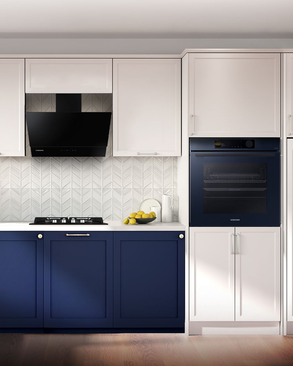 SamsungTurkiye's tweet photo. İftarda ne yemek yapacağına karar veremiyorsan cevabın burada!😉Samsung'un Dual Cook teknolojisi sayesinde leziz yemeklerini kokuları birbirine karışmadan ister buhar özelliğini kullanarak ister Air Fry özelliği ile kızartarak hazırla.🧑🏻🍳 #Bespoke #BespokeHome #DualCookFlex https://t.co/X4LYSXqvXu