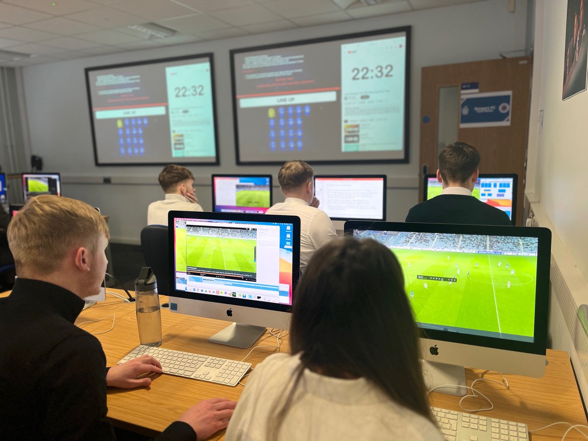 Our sport performance analysis students are being interviewed by @RangersFC this week. Six students will get the opportunity to work with the club over the next 12 months as CMet continues to strengthen industry relationships and offer students real-world learning @CMetPP_SPA