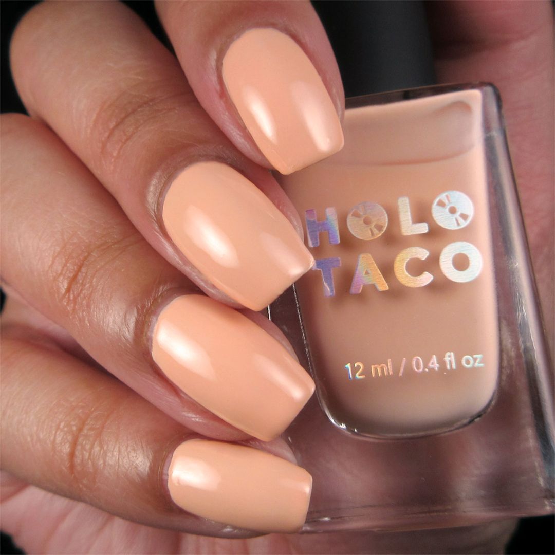 holotaco's tweet photo. Rest In Peach is such a killer shade it will send you into an early retirement 🍑💀
📸
1️⃣- @jackiemonttnail
2️⃣- _always_polished_
3️⃣- a_painted_queen
4️⃣- the_polished_life
#holotaco #restinpeach 💿🌮 https://t.co/F7UTkhczC8