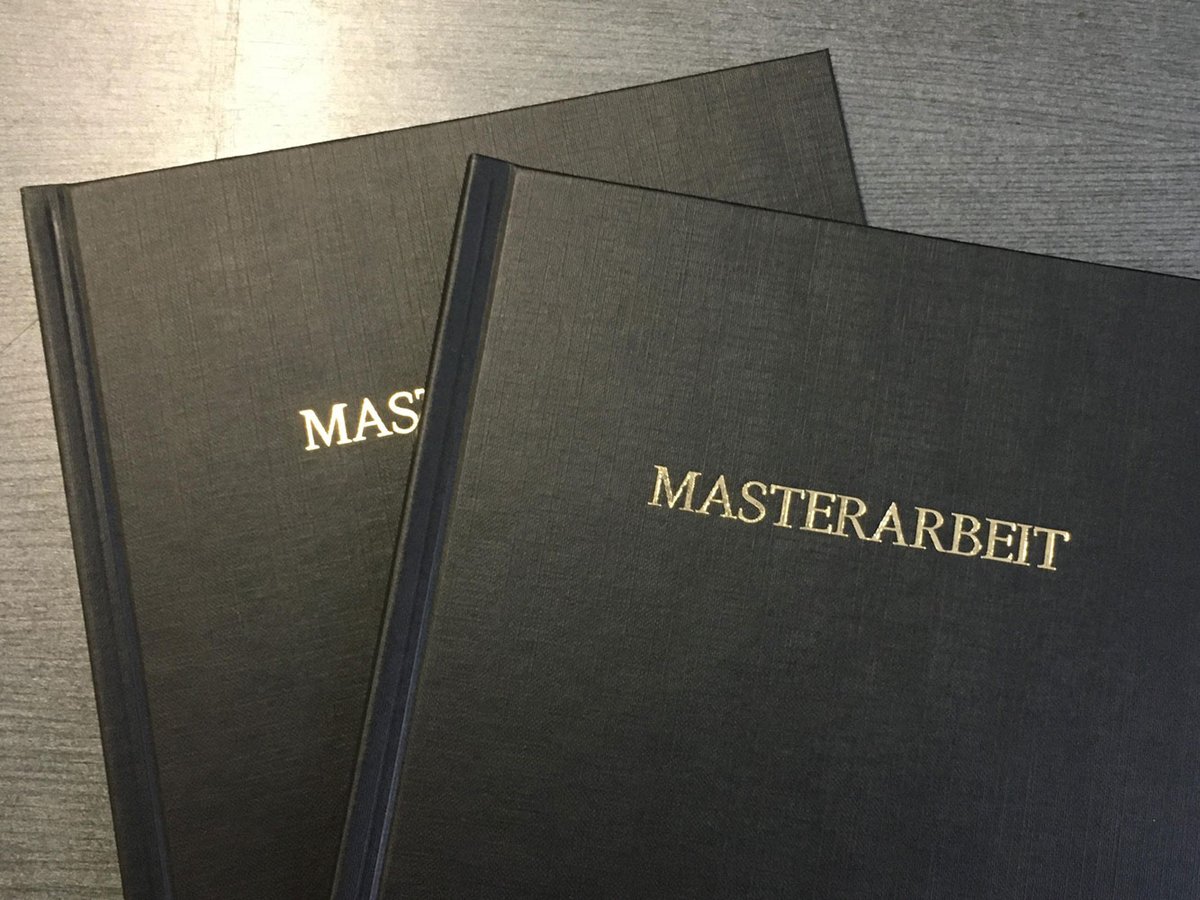 Geschrieben, gedruckt und verschickt an <a href="/Uni_Speyer/">Universität Speyer</a>  – meine #Masterarbeit über #Marketing in der #Hochschulweiterbildung ist fertig 🎉 Da das #Wissenschaftssystem fesselt, habe ich nun zwei Jahre #berufsbegleitend schon wieder studiert und zwar MPA #Wissenschaftsmanagement 😉