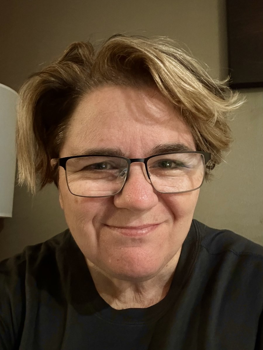 sandyosullivan's tweet image. March 31st is Transgender Day of Visibility - let's celebrate Indigenous trans peoples lives.  It's also my 57th birthday,  sharing the link below could be a present?! 

I've written a thread that's a plea to cis Indigenous writers and content creators to include us.  #TGoV23