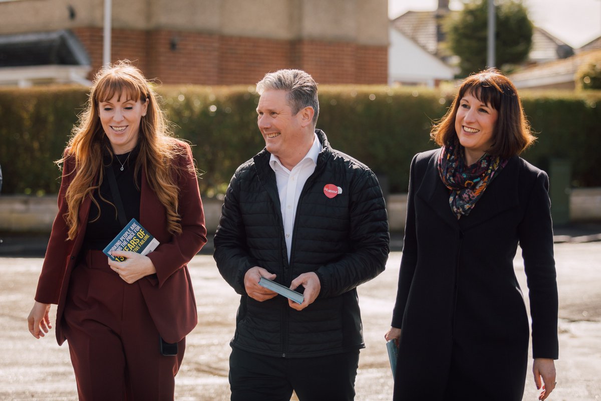 RachelReevesMP's tweet photo. Labour will always stand with working people. 

It's what drives us to build a better Britain, and is at the heart of our local election campaign. 

#VoteLabour on Thursday 4 May. https://t.co/CH7X8IeU23