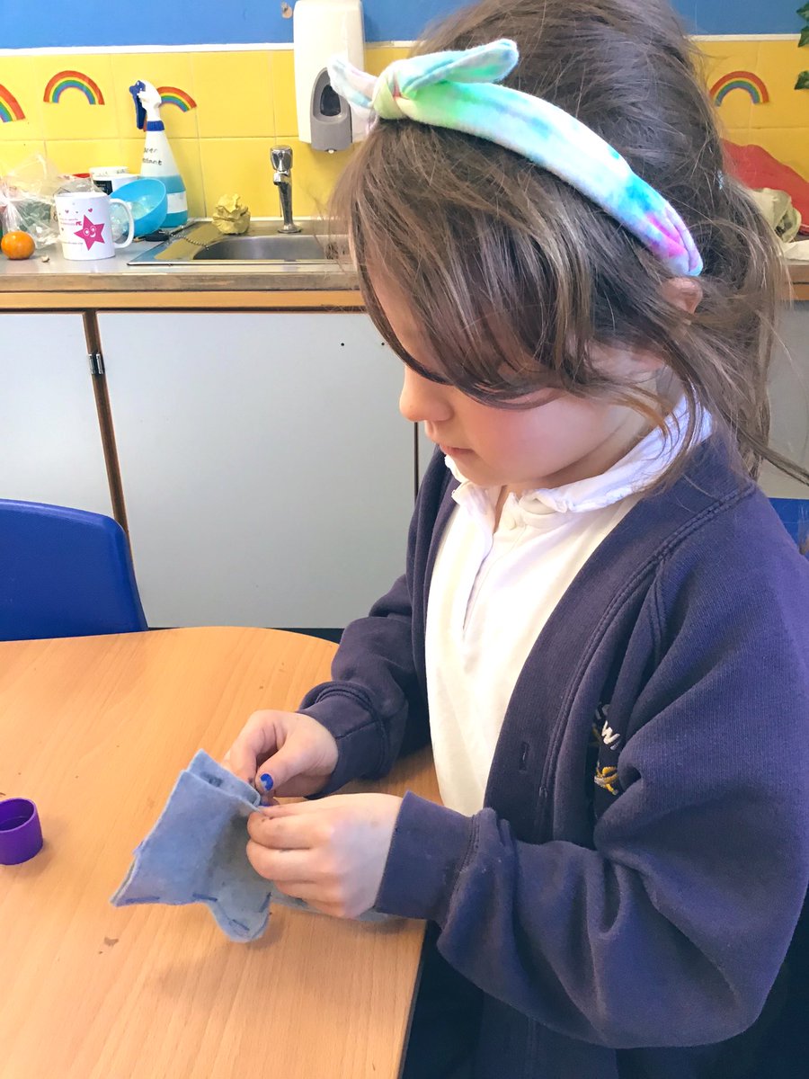 M1ssCunningh4m's tweet photo. Carefully sewing a running stitch onto our puppets. We are creating the character βBoxtonβ from one of our great fire of London books!ππ₯ y1 really persevered with this challenging activity! #TockY1 #TockDT #TockHistory @Tockwithcofe https://t.co/CXsiLlW9Ya