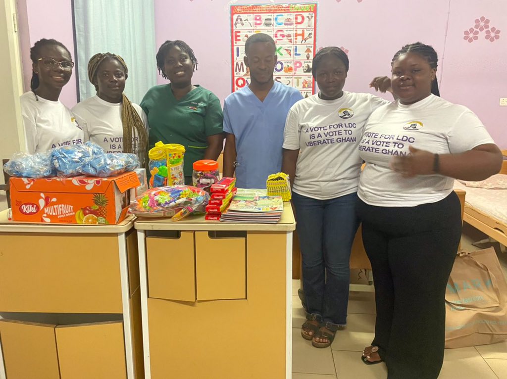GhanaLdc's tweet photo. The LDC visited the Ashongman Community Hospital to confront staff and patients and also presented materials to give a facelift to the children's ward to aid the recovery of patients. Our children of today are our leaders of tomorrow. 
#GhanaB3sore 💛🤍💜
Vote #5 https://t.co/cNC1Li5sZq