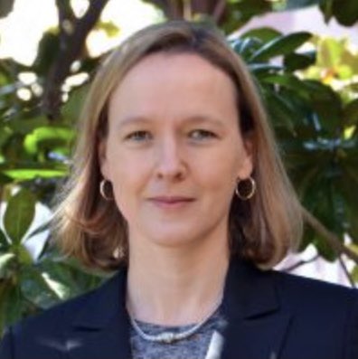 Rebecca Fry, #PhD, has done tremendous work toward making a healthier #NC.

Her lab “is one of the first to study the effects of prenatal exposure to toxic metals as it relates to the epigenome.”

Read more here: sph.unc.edu/sph-news/profe…