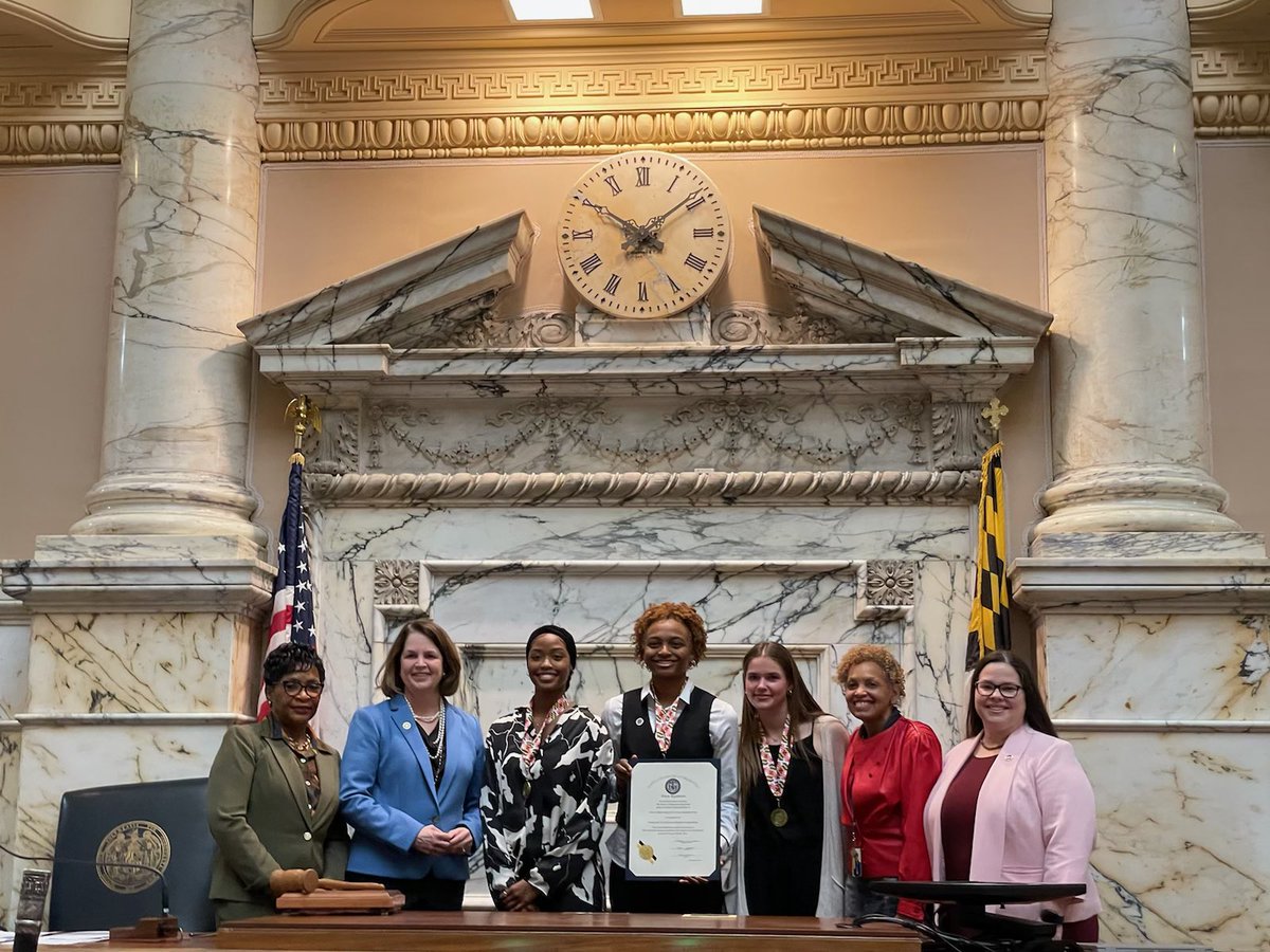 sportsHoHS's tweet photo. Girls Basketball being honored at the State House! Thank you Delegate Watson for this great honor. https://t.co/6PZLVYeFwQ