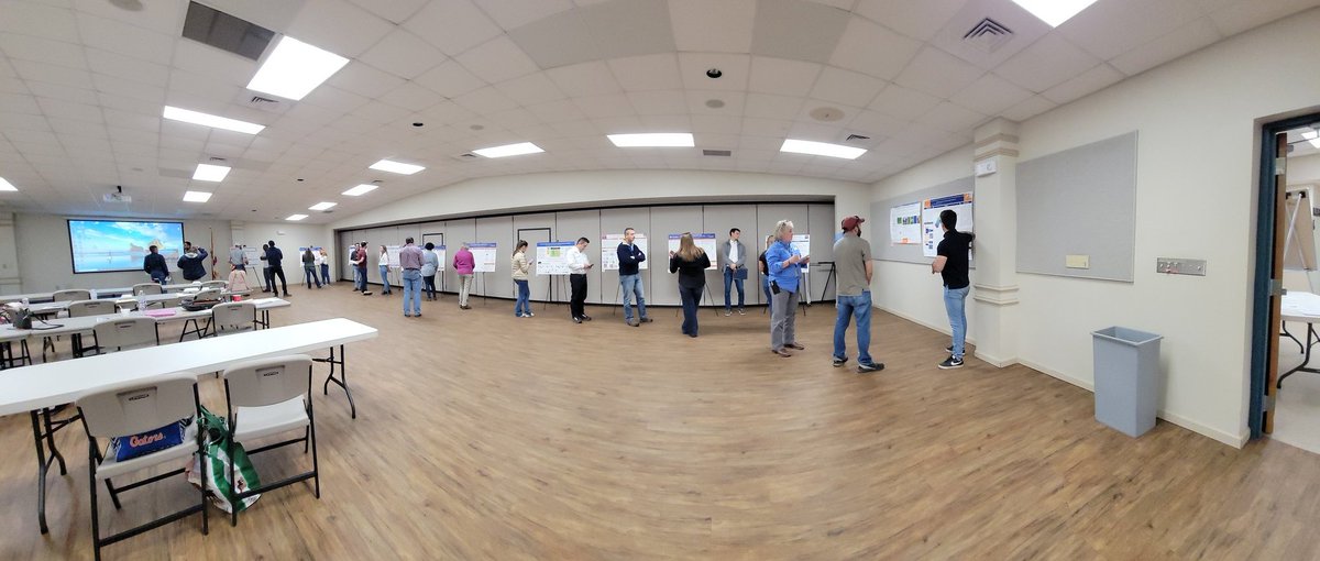 GelaGonella's tweet image. Day 1 of our 2nd Beef and forages research updates IST. We had a wonderful day with the agents and the students interacting in the poster session and great talks from several of our state specialists! #AGextension #ufifas @ufifasnfrec